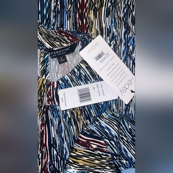 NWT LIVERPOOL TOP SLEEVELESS SIZE S - Picture 5 of 6